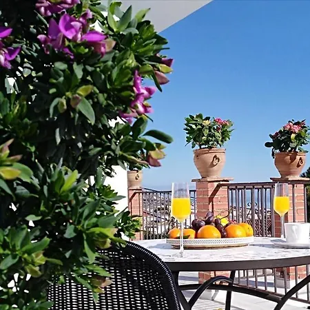 Otel Boutique X Pueblo, Benalmádena