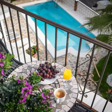 Otel Boutique X Pueblo, Benalmádena